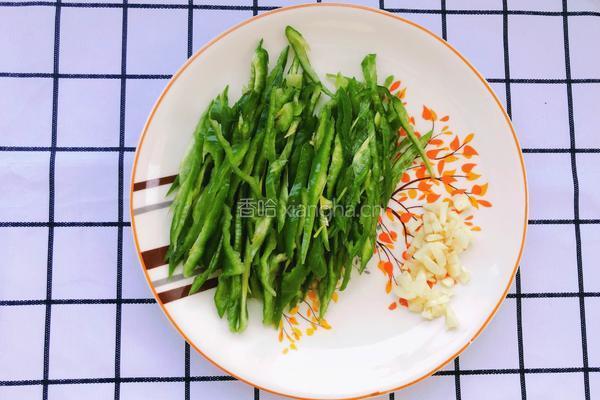 青椒炒杏鲍菇的做法图解4