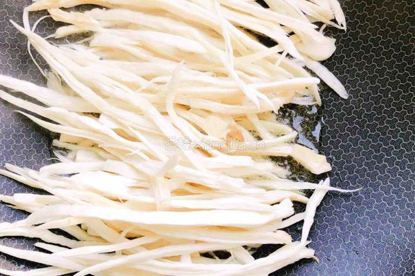 青椒炒杏鲍菇的做法图解7