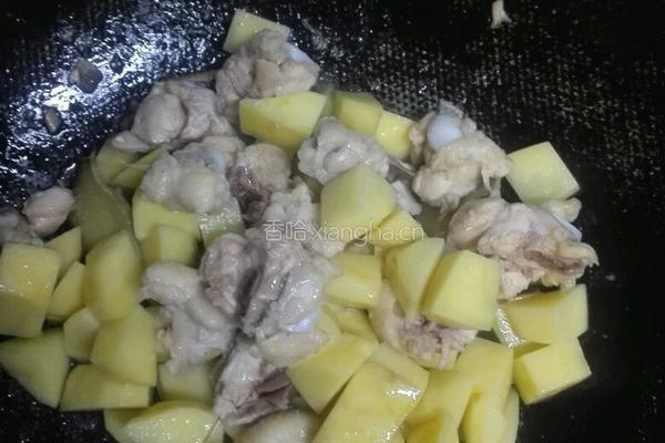 土豆咖喱鸡块的做法图解5