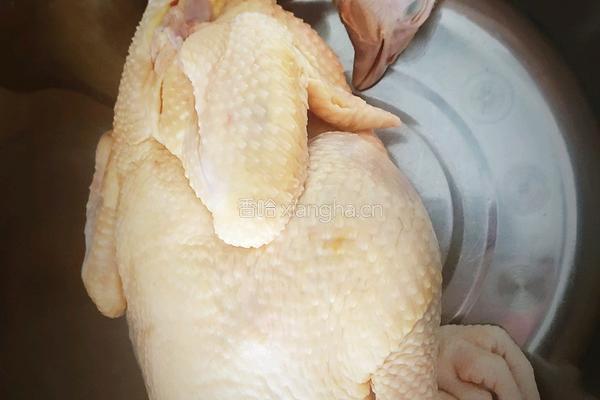电饭煲焗鸡的做法图解1