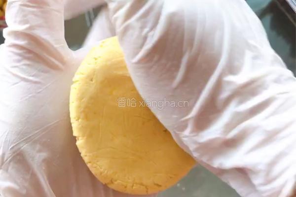 蜜豆南瓜饼的做法图解11