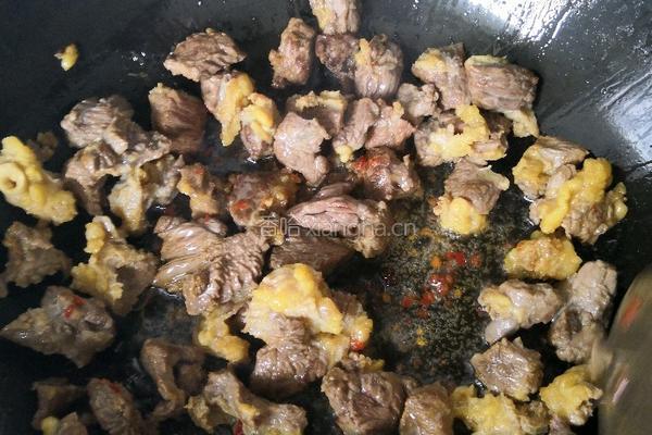 家常烧牛肉的做法图解1