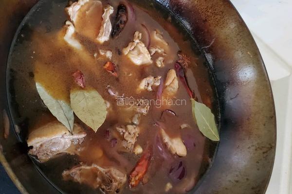 土豆炖鸡块的做法图解4