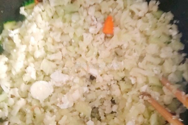 伪菜花炒饭的做法图解7
