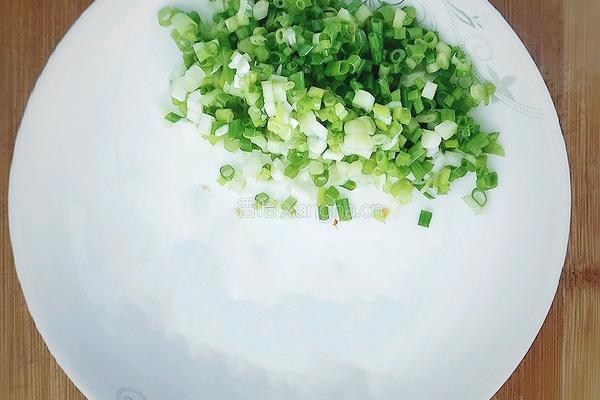 番茄巴沙鱼豆腐汤的做法图解1