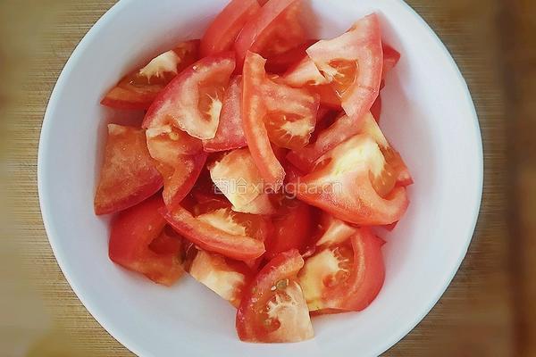 番茄巴沙鱼豆腐汤的做法图解3