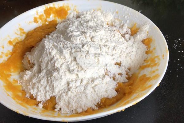 小蜜蜂馒头的做法图解2