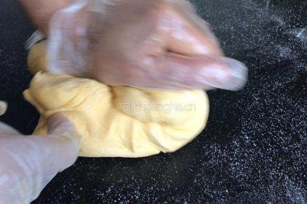 小蜜蜂馒头的做法图解4