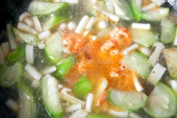 虾仁丝瓜菌菇汤的做法图解12