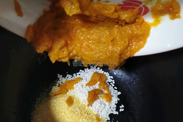 南瓜糯米包谷粥的做法图解6