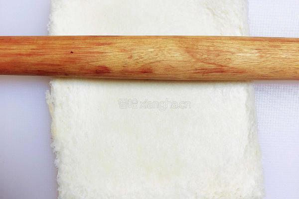 爆浆芝士南瓜土司卷的做法图解5