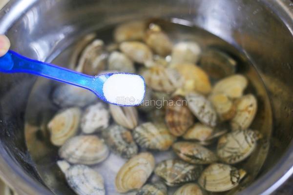 丝瓜花甲汤的做法图解3