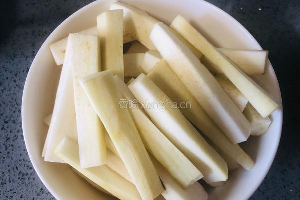 茄子这样做,比肉还好吃,不一样的肉沫茄子的做法图解1