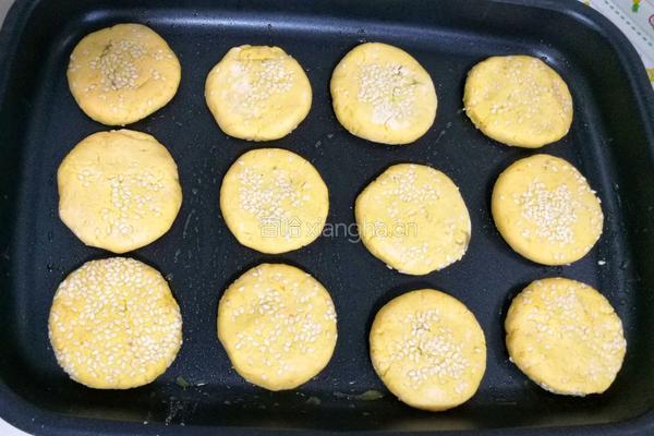 奶香南瓜芝麻饼的做法图解9