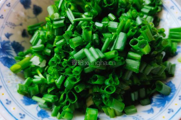 小炒菱肉的做法图解2