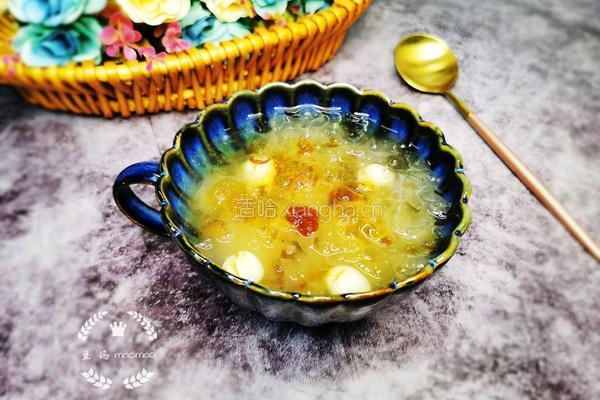 桃胶银耳莲子汤的做法图解11
