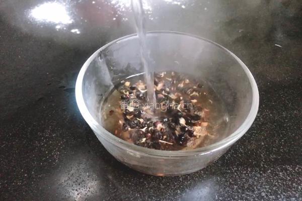 点赞小猪馒头的做法图解1