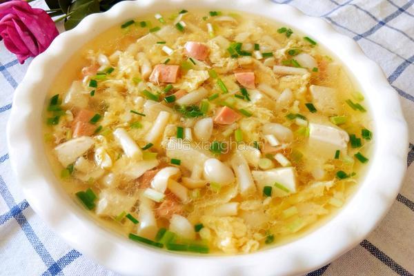 菌菇豆腐汤的做法图解1