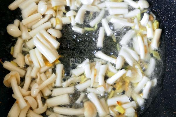 菌菇豆腐汤的做法图解5
