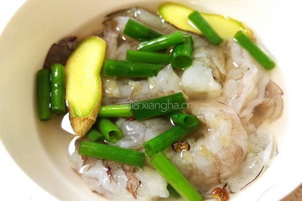 宝宝辅食——山药鲜虾片的做法图解1