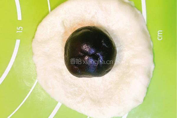 豆沙面包圈的做法图解9