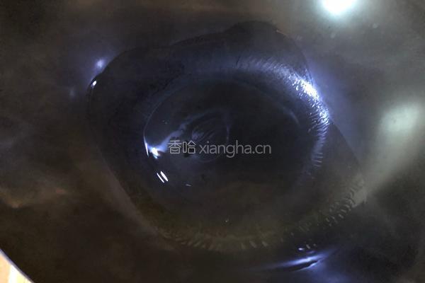 西红柿虾仁豆腐汤的做法图解6