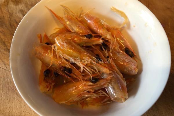 西红柿虾仁豆腐汤的做法图解12