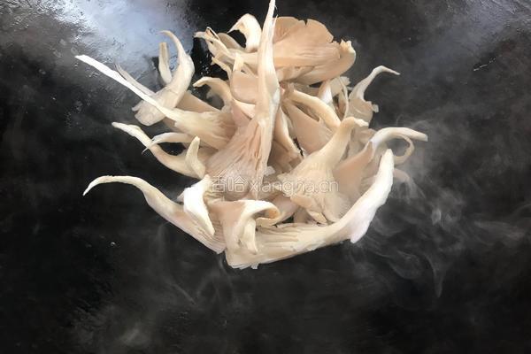 黄瓜蘑菇汤的做法图解7