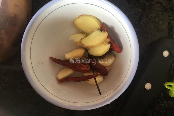 土豆鸡腿的做法图解2