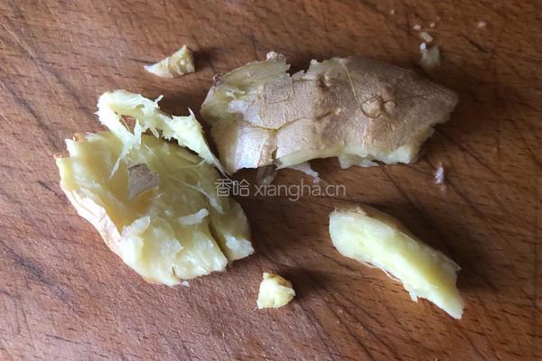 虫草花参须鸡汤的做法图解4