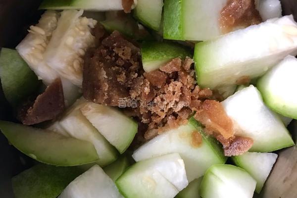 冬瓜红豆鲜奶茶的做法图解1