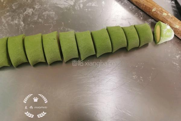 菠菜南瓜大理石馒头的做法图解7