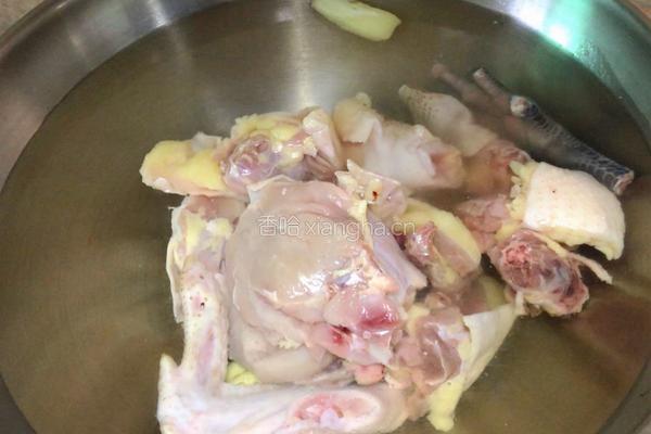 花旗参炖鸡的做法图解2