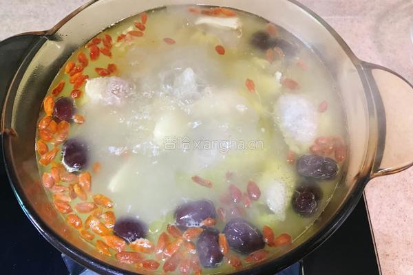 花旗参炖鸡的做法图解8
