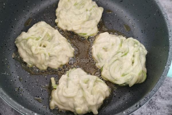 西葫芦软饼的做法图解13