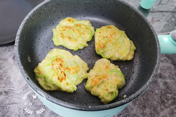 西葫芦软饼的做法图解18