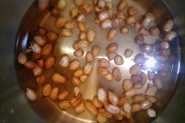 红薯糯米花生粥的做法图解2