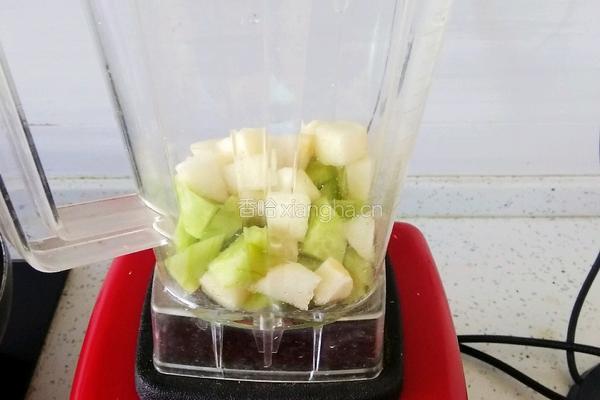 雪梨黄瓜饮的做法图解3
