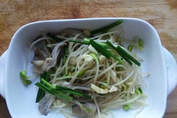黄豆芽拌平菇的做法图解4