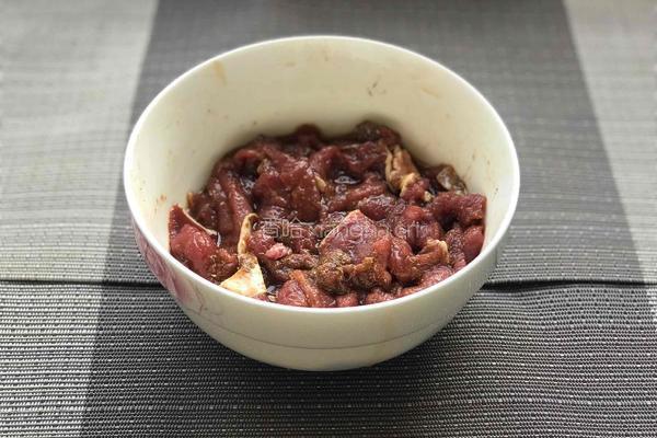 安式牙签牛肉的做法图解2