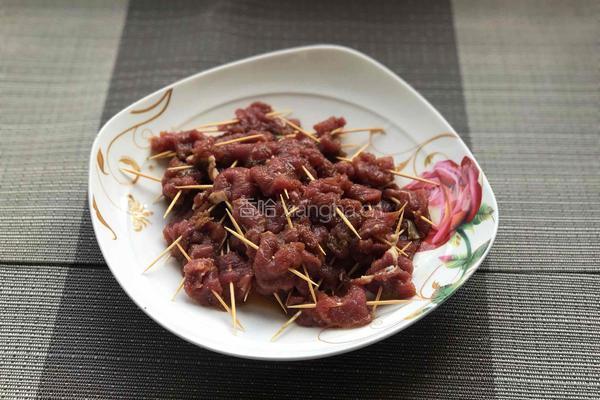 安式牙签牛肉的做法图解4