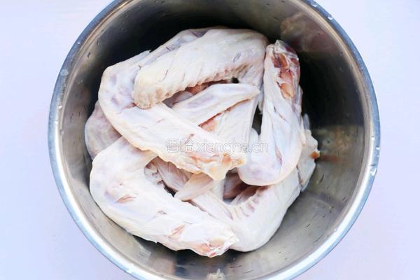 电饭煲鸭翅的做法图解2