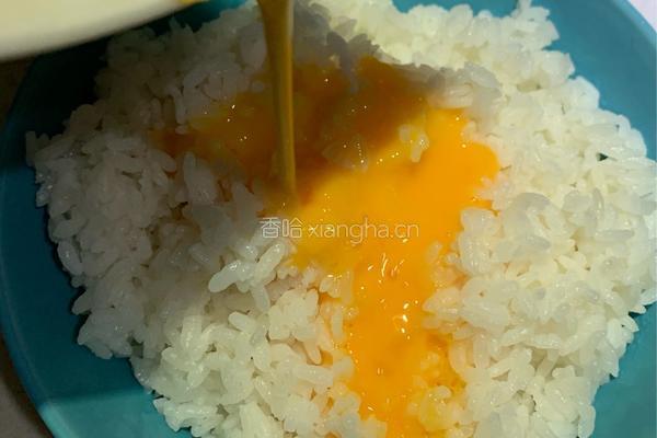 香肠三丁蛋炒饭的做法图解2