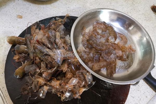 番茄虾球的做法图解2