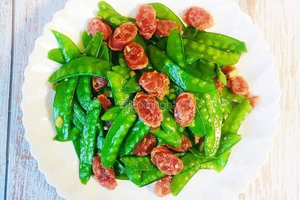 腊肠炒荷兰豆的做法图解8