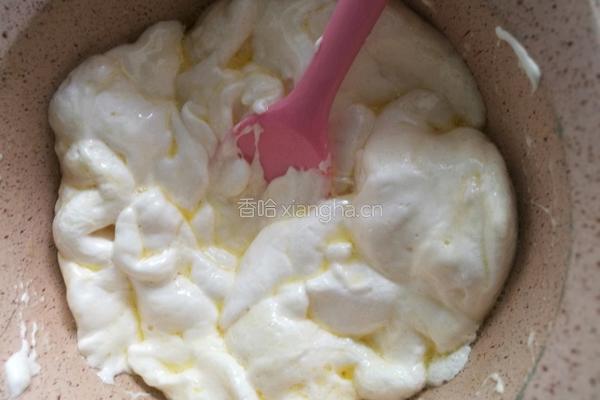 网红蔓越莓雪花酥的做法图解2