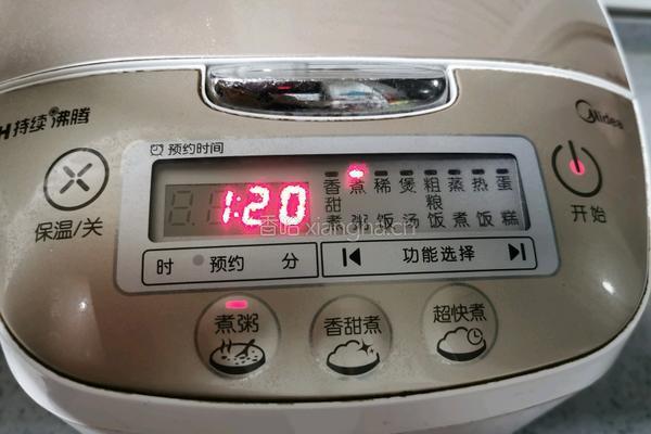 红薯黑米粥的做法图解8