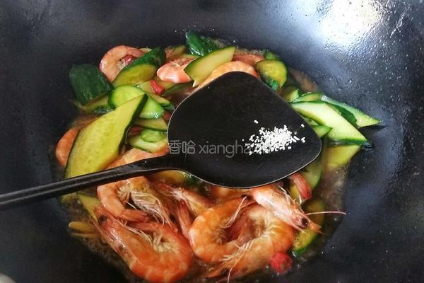 黄瓜炒大虾的做法图解7