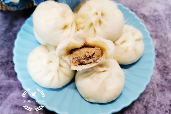 猪肉大葱包子的做法图解13
