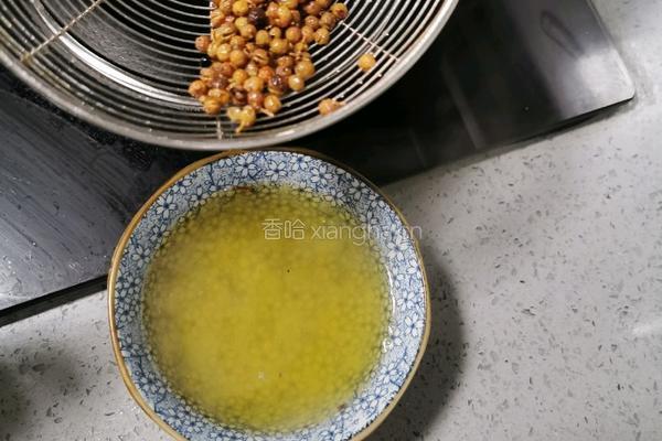猪肉大葱包子的做法图解4